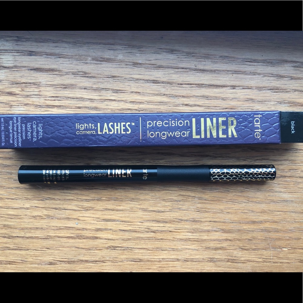 Lights, camera, lashes! Precision longwear liner